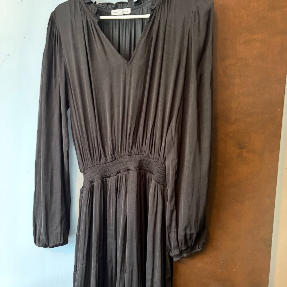 Black Socialite Ruffle Midi dress